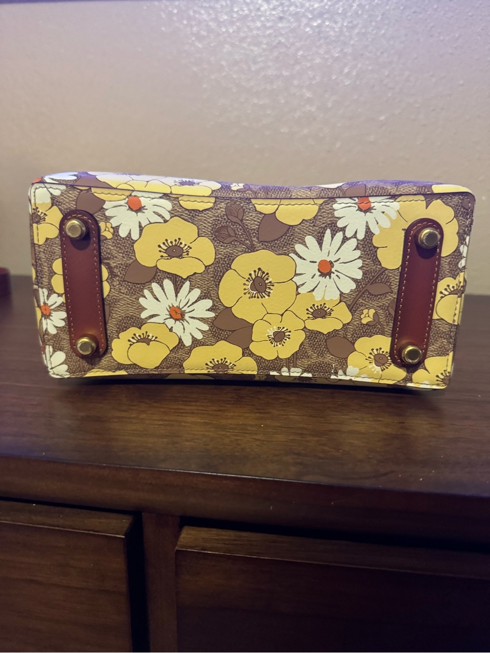 Coach C9722 Willow Bucket Bag Signature Canvas Floral - Picture 4 of 7